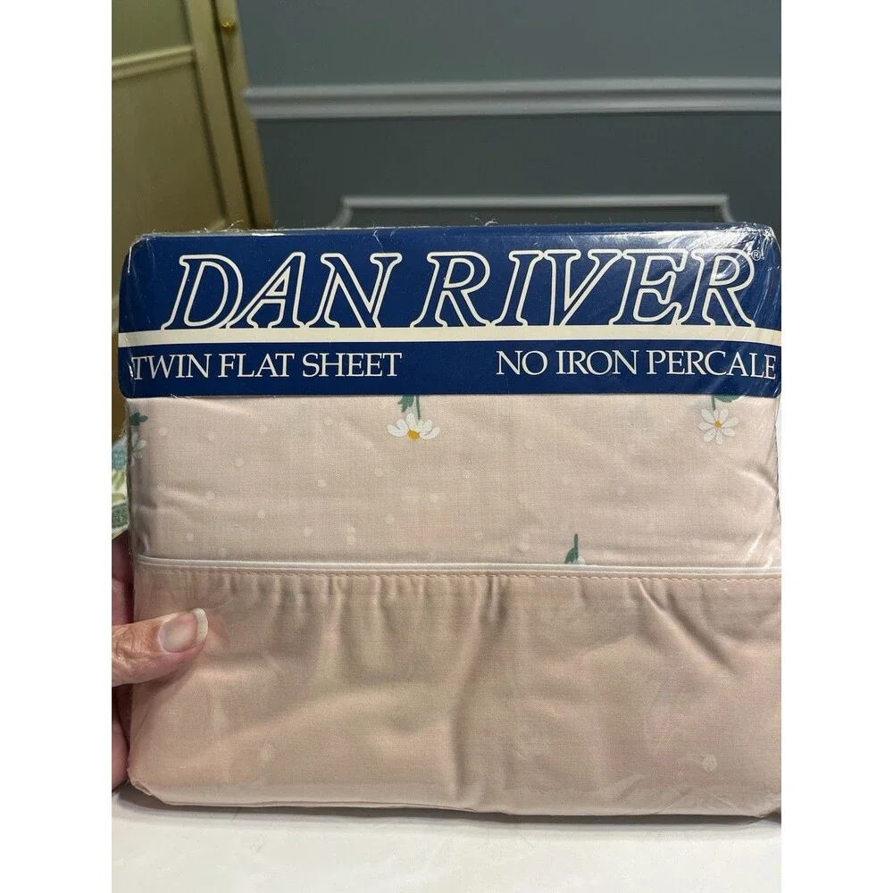 Dan River Pink w White Daisies Polka Dot Ruffled Twin Flat Sheet Vtg NOS USA